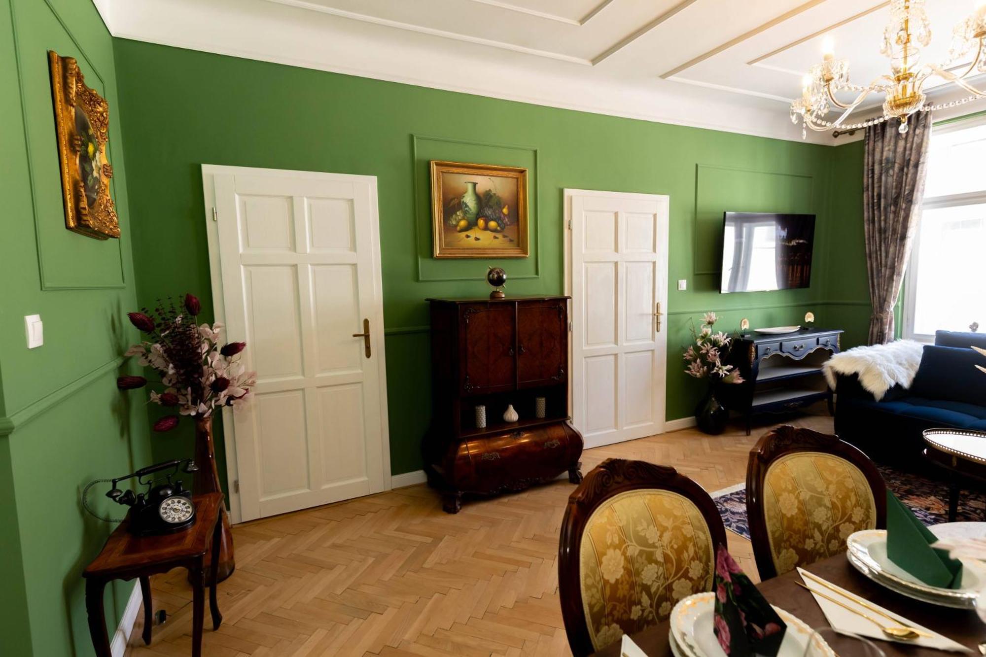 New, Stylish And Spacious Apartment Bratislava Esterno foto
