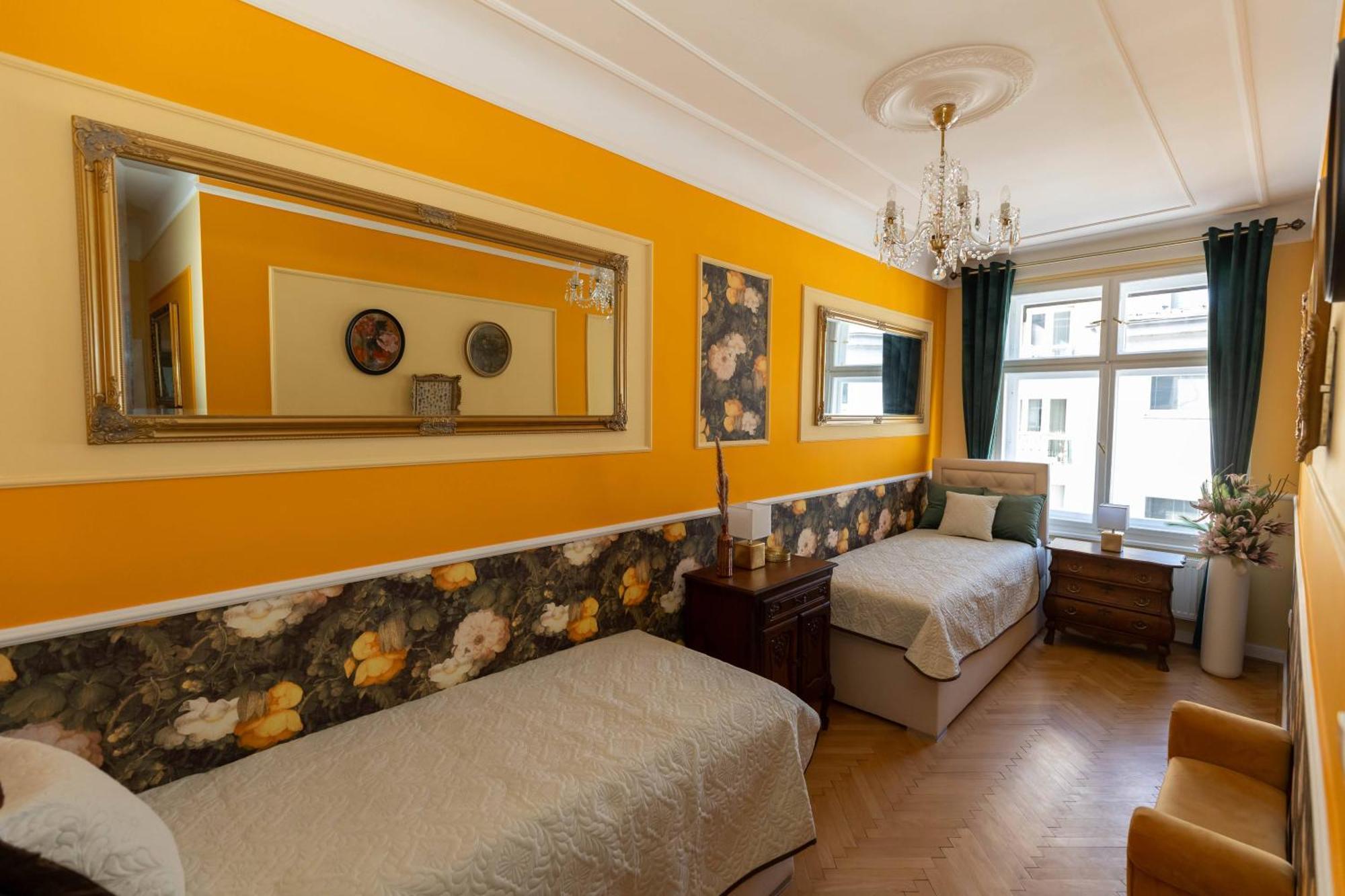 New, Stylish And Spacious Apartment Bratislava Esterno foto
